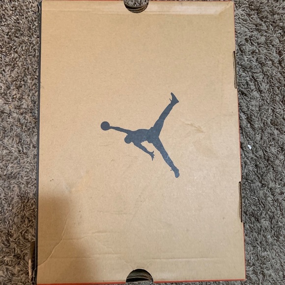 Jordan 12 university gold - Picture 2 of 5